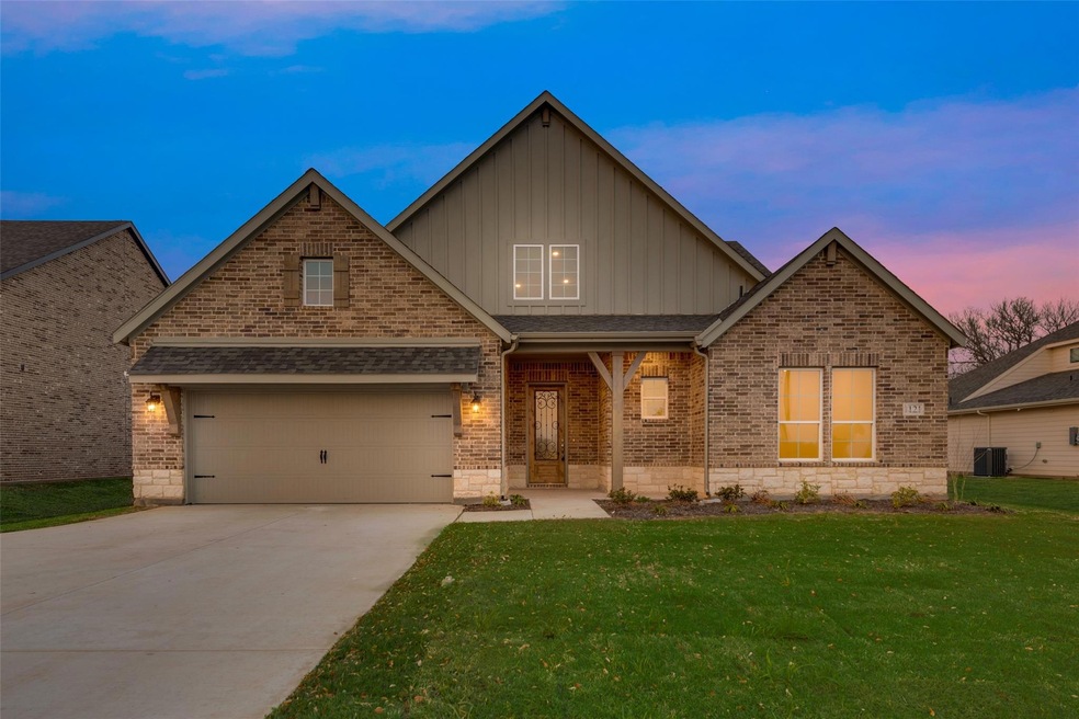 1121 Springfield Rd, Springtown, TX 76082 - photo 1