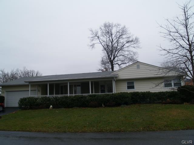 1089 Arbor Ln, Slatington, PA 18080 - photo 1