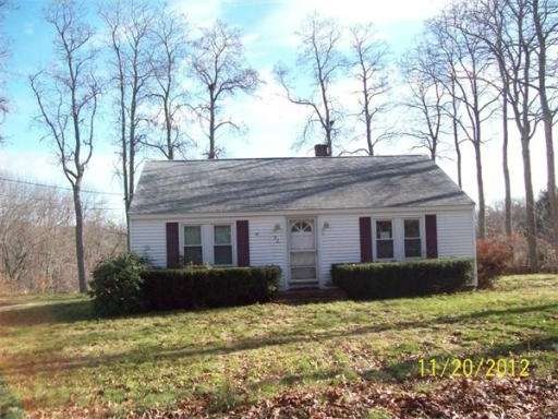 92 Glendale St, Uxbridge, MA 01569 - photo 1