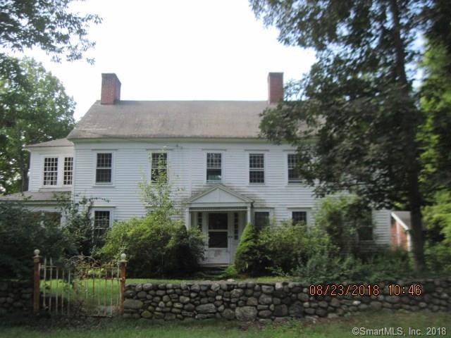 157 Quassuk Rd, Woodbury, CT 06798 - photo 1