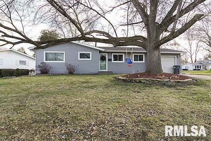 23 Parklane Cir, Bettendorf, IA 52722 - photo 1