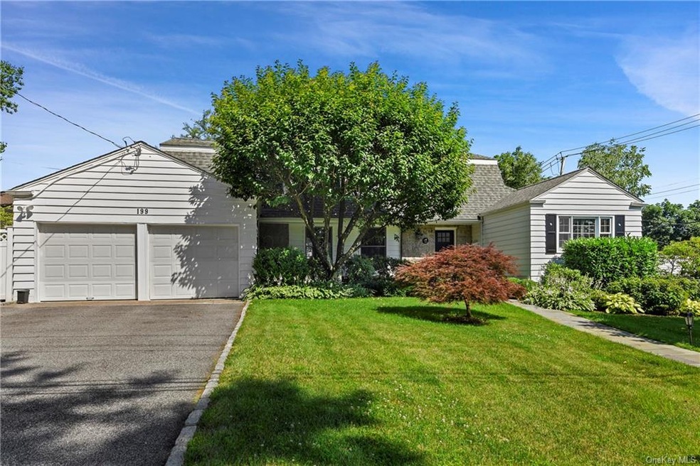 199 Beverly Rd, Scarsdale, NY 10583 - photo 1