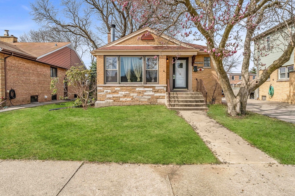 10026 S Spaulding Ave, Evergreen Park, IL 60805 - photo 1