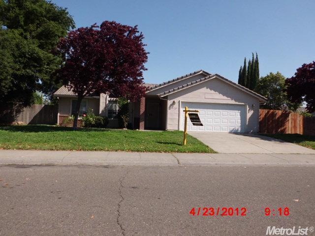 5527 Tangerine Ave, Sacramento, CA 95823 - photo 1