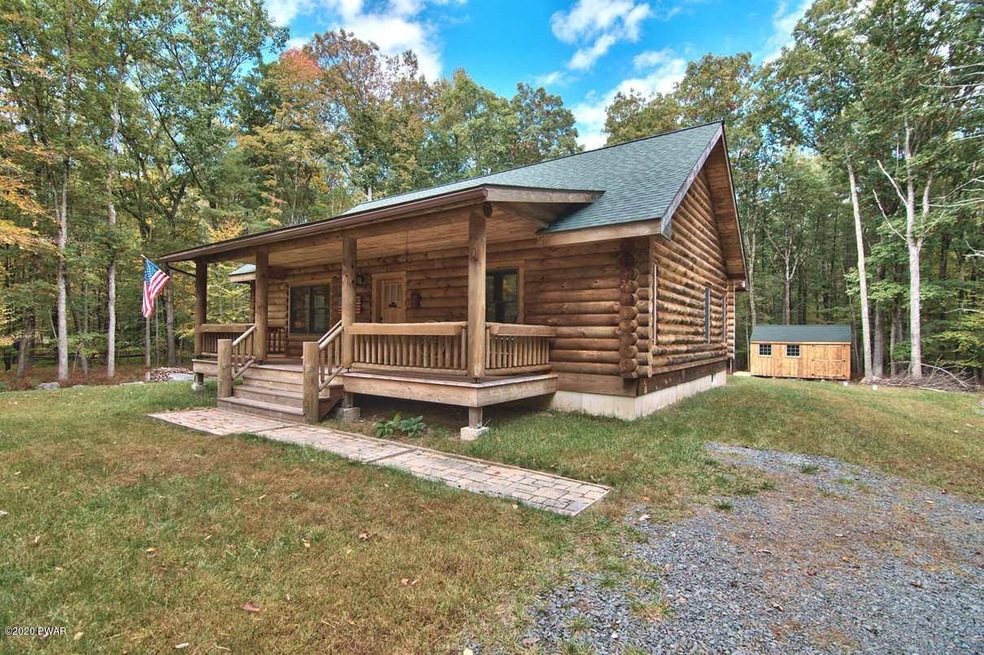 115 Club House Dr, Hawley, PA 18428 - photo 1