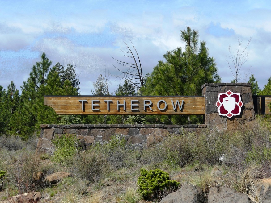 Tetherow sign - mign