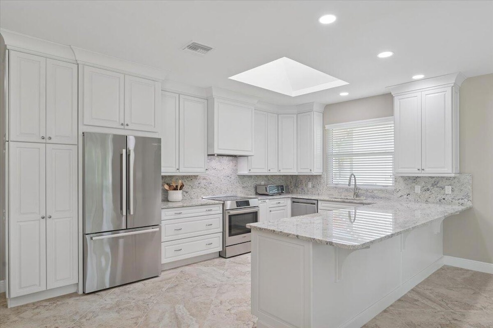 For Sale $649,000 • Co-Listing Agent