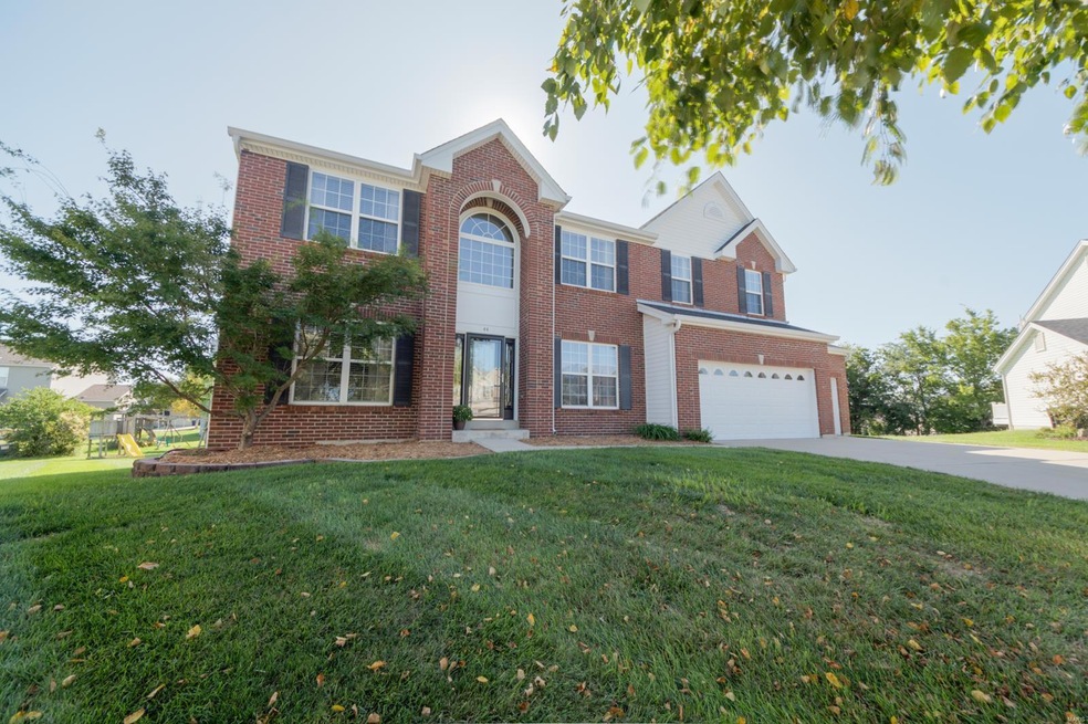 Welcome home to 44 Charterview Ct.!