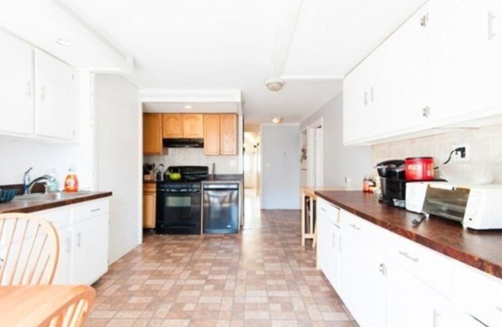 837-1/2 E 2nd St unit 1, Boston, MA 02127 - photo 1