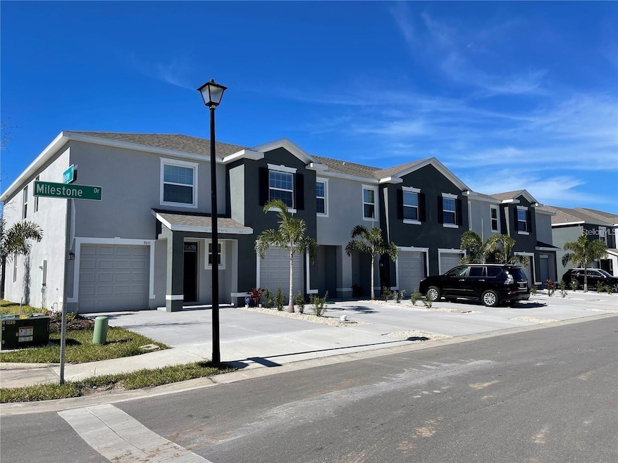 9011 Milestone Dr, Sarasota, FL 34238 - photo 1