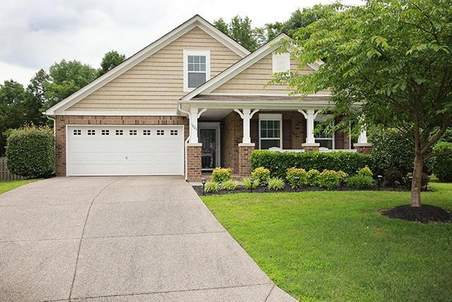 Only one step to enter this Cul-de-sac home!