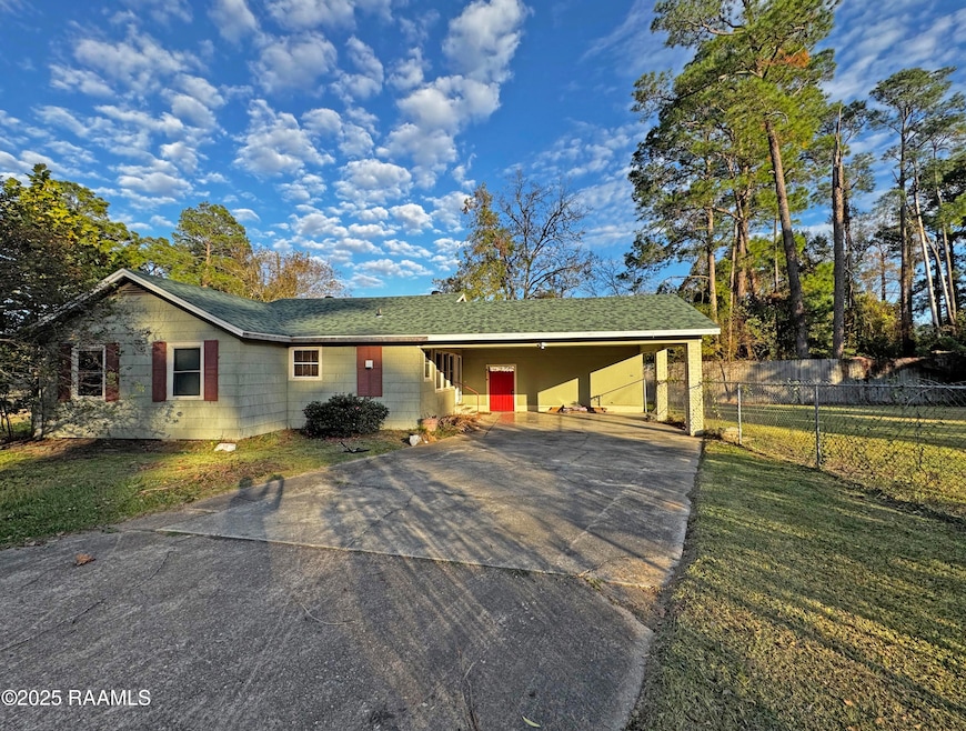 131 W Dunbar Ave, Opelousas, LA 70570 - photo 1