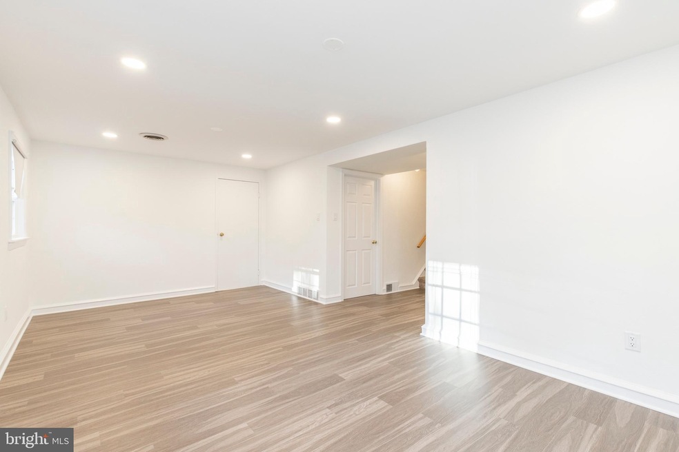 237 Canterbury Dr, Wallingford, PA 19086 - photo 1