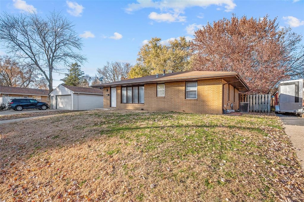 For Sale $230,000 • Co-Listing Agent