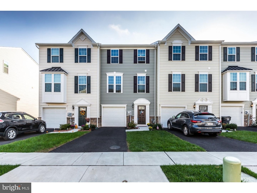 51 Jefferson Dr, Spring City, PA 19475 - photo 1