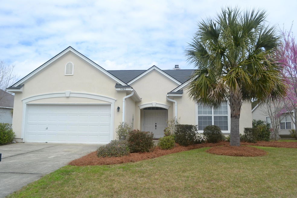 1482 Clarendon