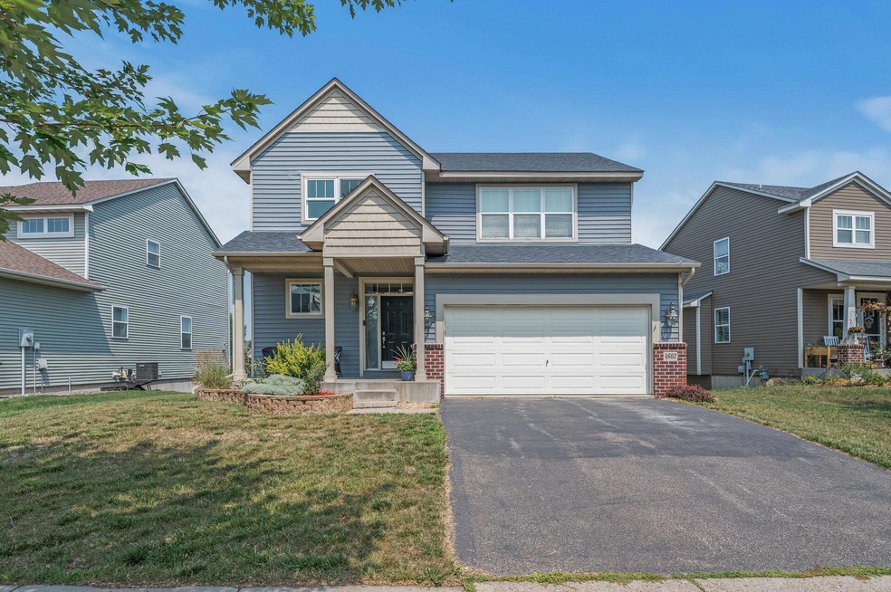 4602 Empress Way N, Hugo, MN 55038 - photo 1