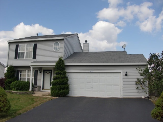 2127 Aberdeen Dr, Carpentersville, IL 60110 - photo 1