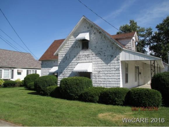 613 W Sycamore St, Columbus Grove, OH 45830 - photo 1