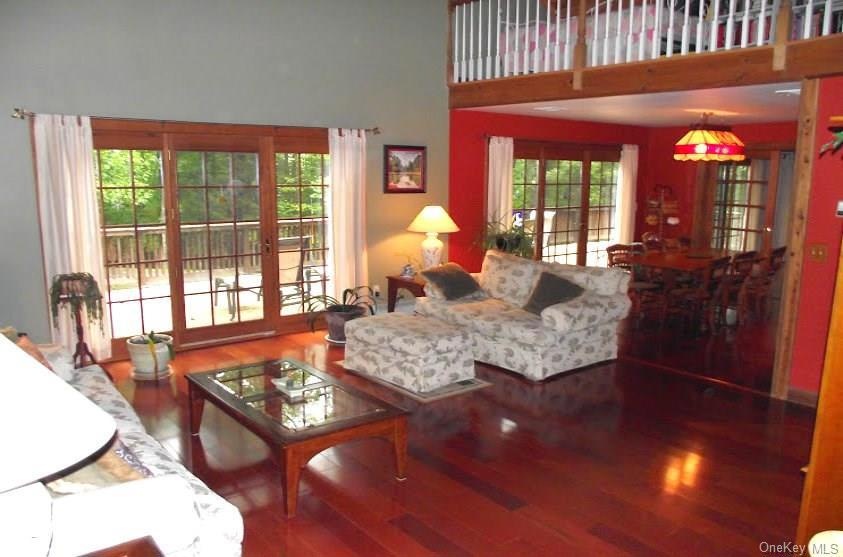 88 Buttonwood Rd, Bloomingburg, NY 12721 - photo 1