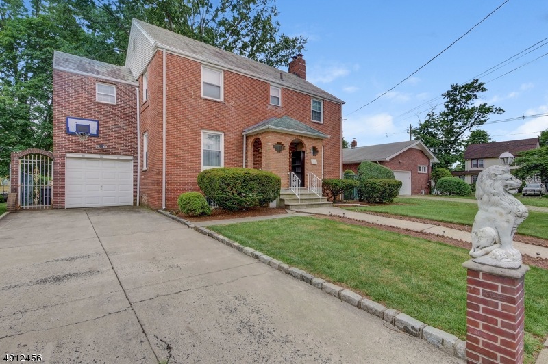 30 Algonquin Place unit 2, Elizabeth, NJ 07208 - photo 1