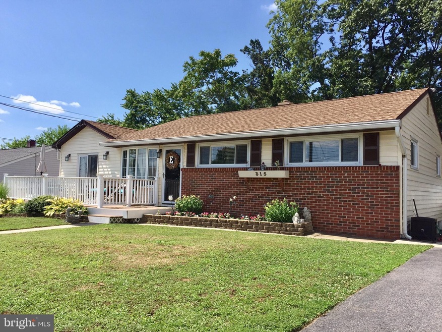 315 Ryan Rd, Glen Burnie, MD 21061 - photo 1