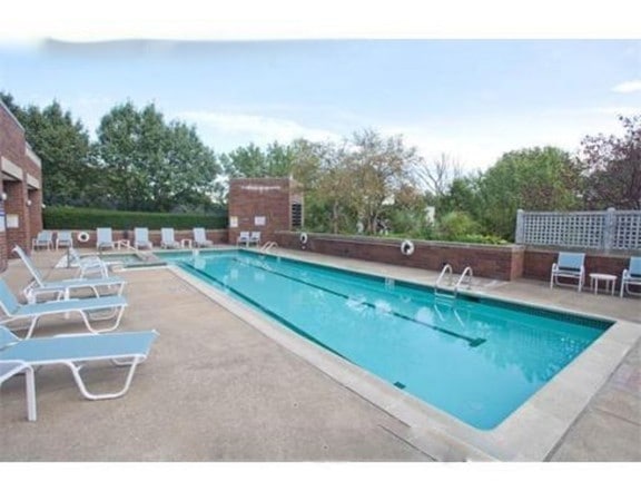 Bay Square unit 517, Cambridge, MA 02139 - photo 1