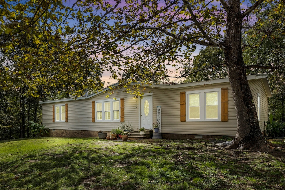 2108 Lance Ct, Centerville, TN 37033 - photo 1