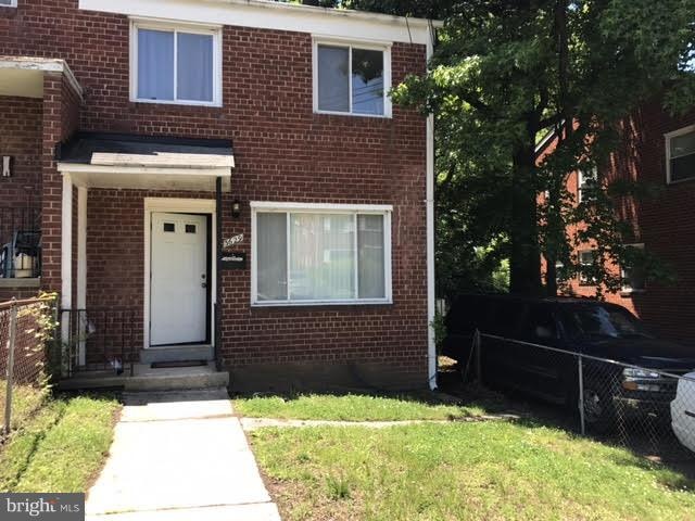 3629 Dunlap St, Temple Hills, MD 20748 - photo 1