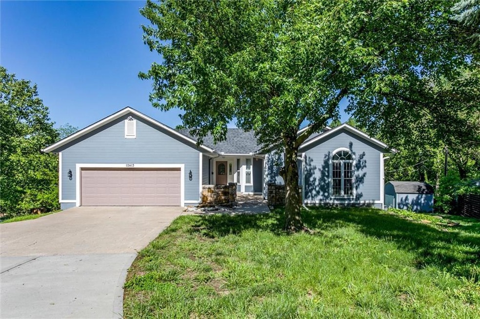 12413 W 52nd St, Shawnee, KS 66216 - photo 1