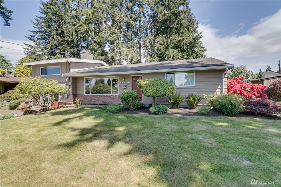 21515 86th Ave W, Edmonds, WA 98026 - photo 1