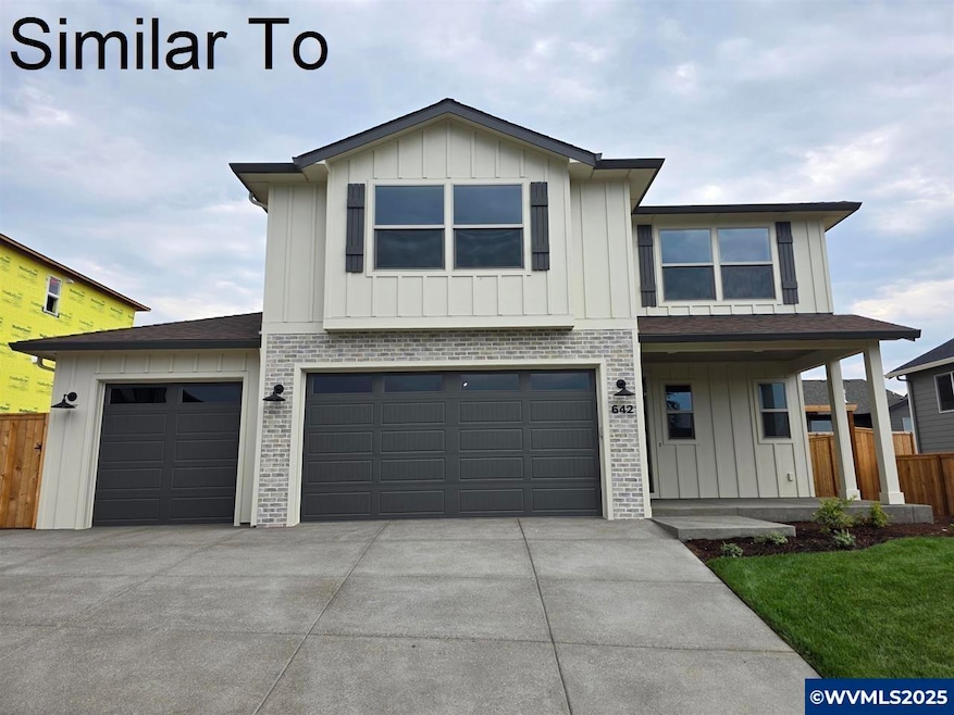 For Sale $609,900 • Co-Listing Agent