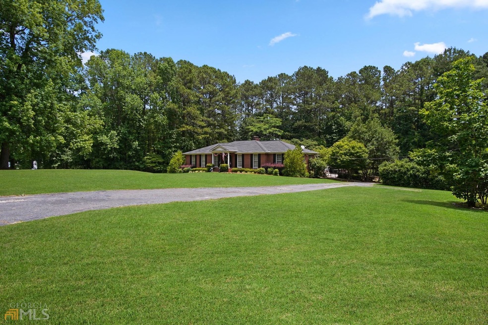 9078 Thornton Rd, Jonesboro, GA 30236 - photo 1