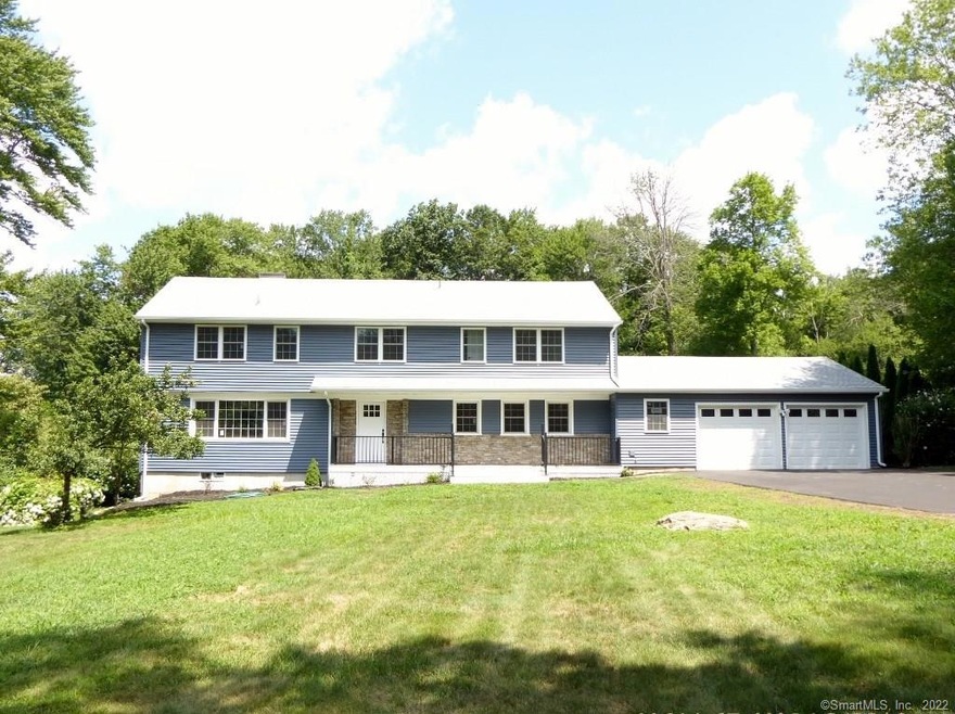 124 Northwood Dr, Middlebury, CT 06762 - photo 1