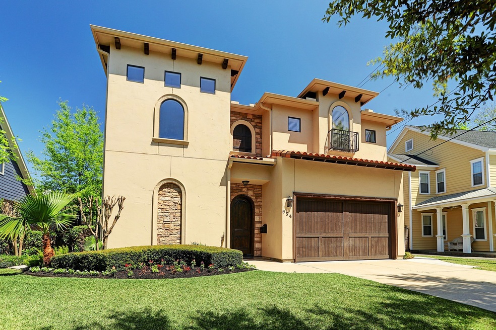 954 Althea Dr, Houston, TX 77018 - photo 1