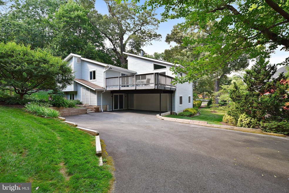 2409 Chestnut St, Falls Church, VA 22043 - photo 1