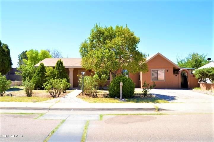 2505 E 10th Street (1)