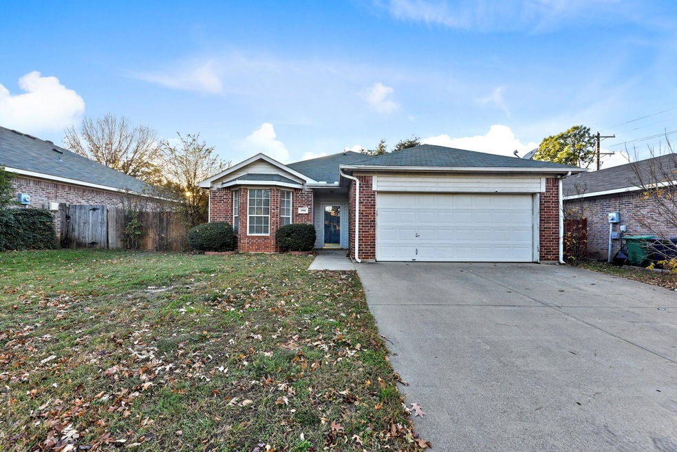 3908 Overlake Dr, Denton, TX 76210 - photo 1