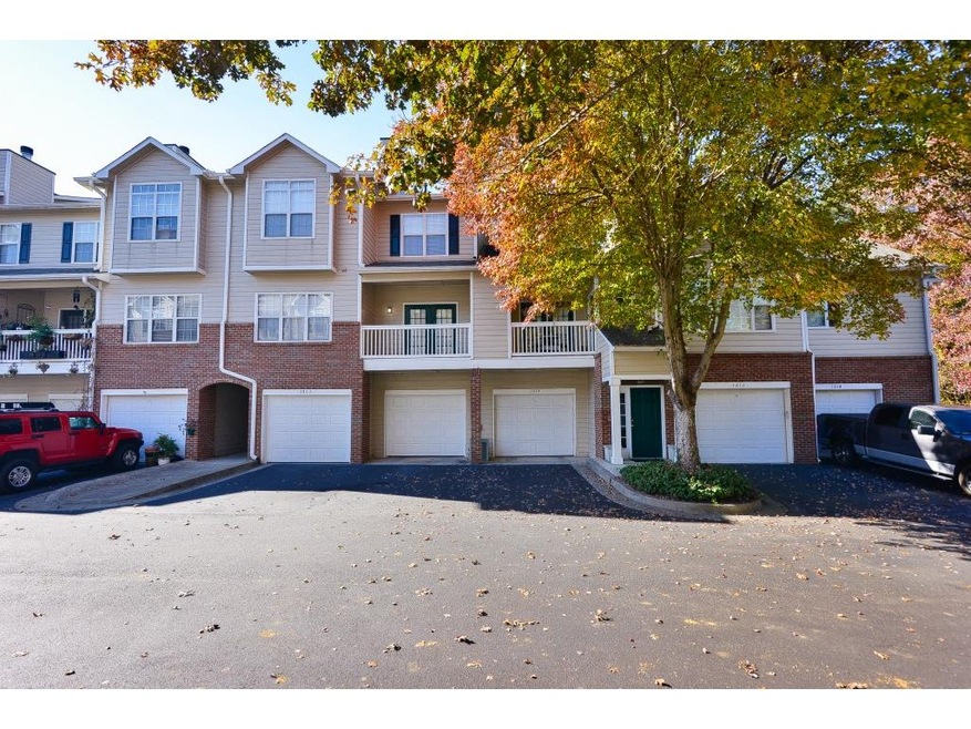 1315 Vinings Forest Ln SE, Smyrna, GA 30080 - photo 1