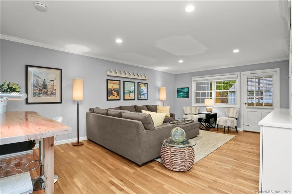 245 Unquowa Rd unit 129, Fairfield, CT 06824 - photo 1