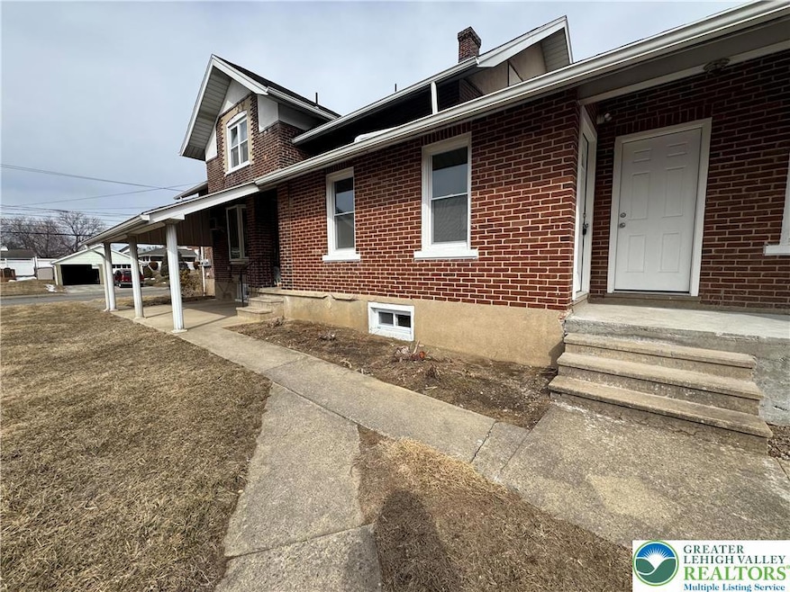 807 Chestnut St unit 2, Coplay, PA 18037 - photo 1