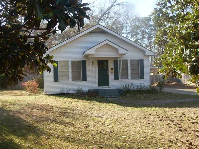 916 Robert St, Ruston, LA 71270 - photo 1