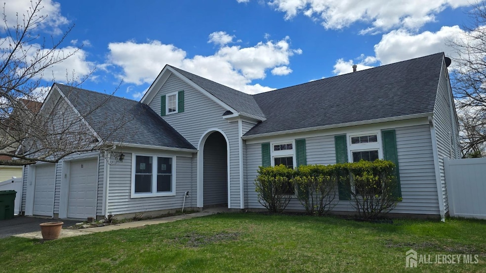 Sold $617,000 • Co-Listing Agent