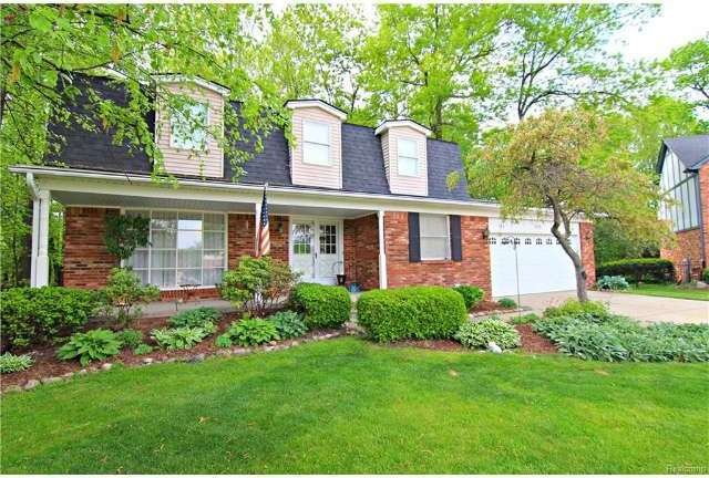 618 Shellbourne Dr, Rochester Hills, MI 48309 - photo 1