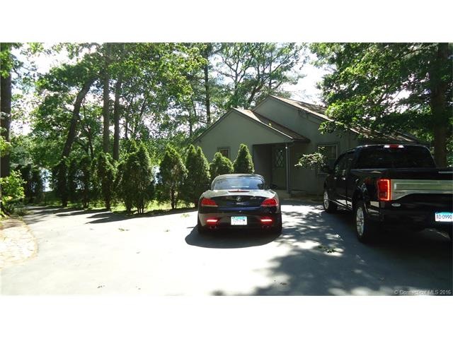 20 Arrowhead Ln, Dayville, CT 06241 - photo 1