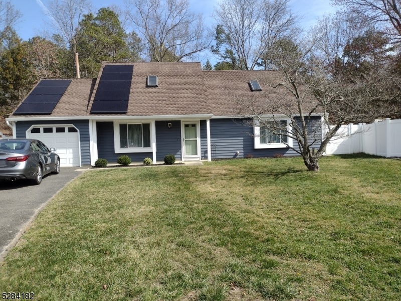 11 Deck Ct, Howell, NJ 07731 - photo 1