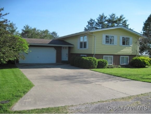 262 E South St, Virginia, IL 62691 - photo 1