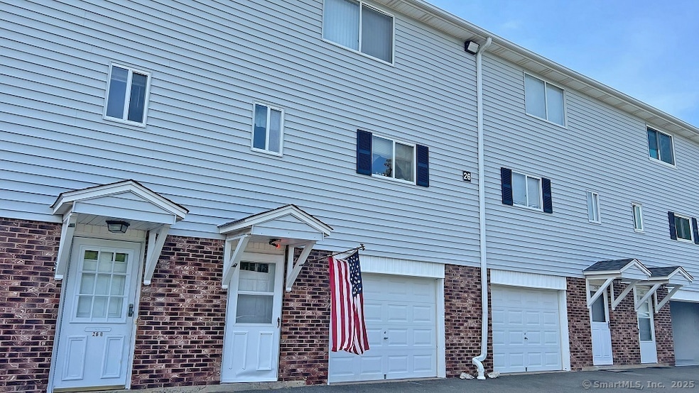 140 Thompson St unit 26B, East Haven, CT 06513 - photo 1