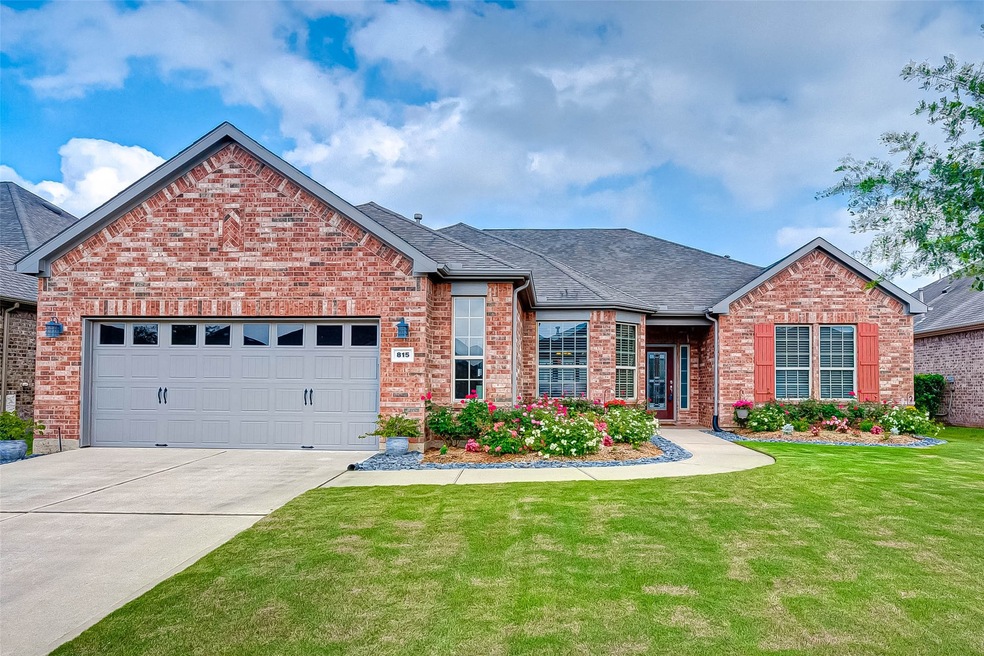 815 Texas Star Dr, Richmond, TX 77469 - photo 1