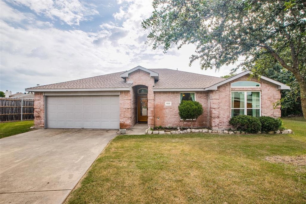 1023 Hall Dr, Wylie, TX 75098 - photo 1